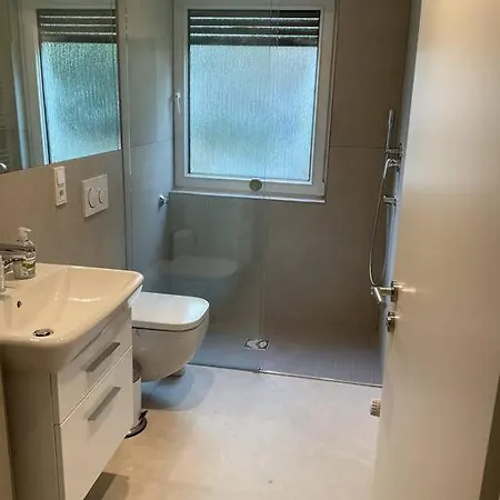 Apartamento Zentrale, Ruhige Und Wunderschone Fur 4p Mönchengladbach